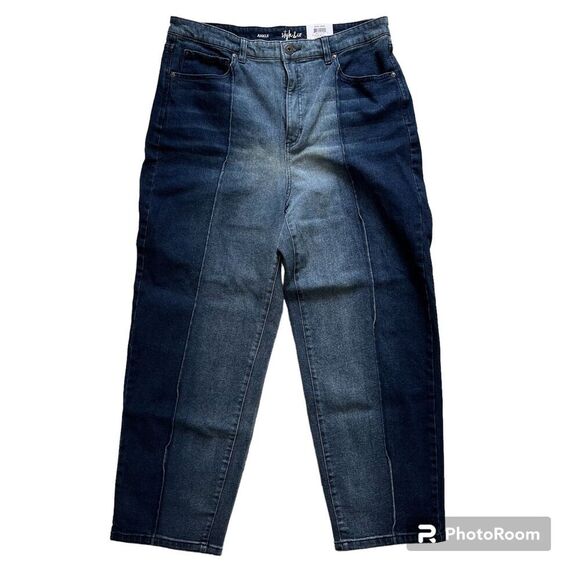 Style & Co. Denim - NWT Style & Co mom jeans size 12
